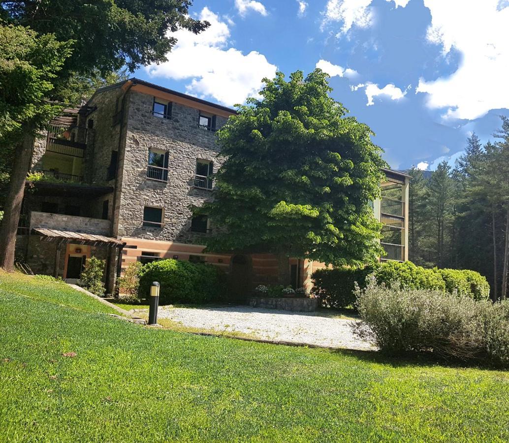 Il Bosco Di Campo Marzano Garden Apartments Borzonasca エクステリア 写真